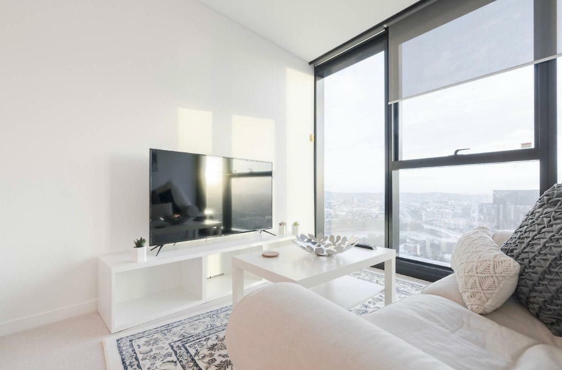 Lvl 50 Skytower Fabulous Views Cbd Wifi Carpark By Stylish Apartment Brisbane