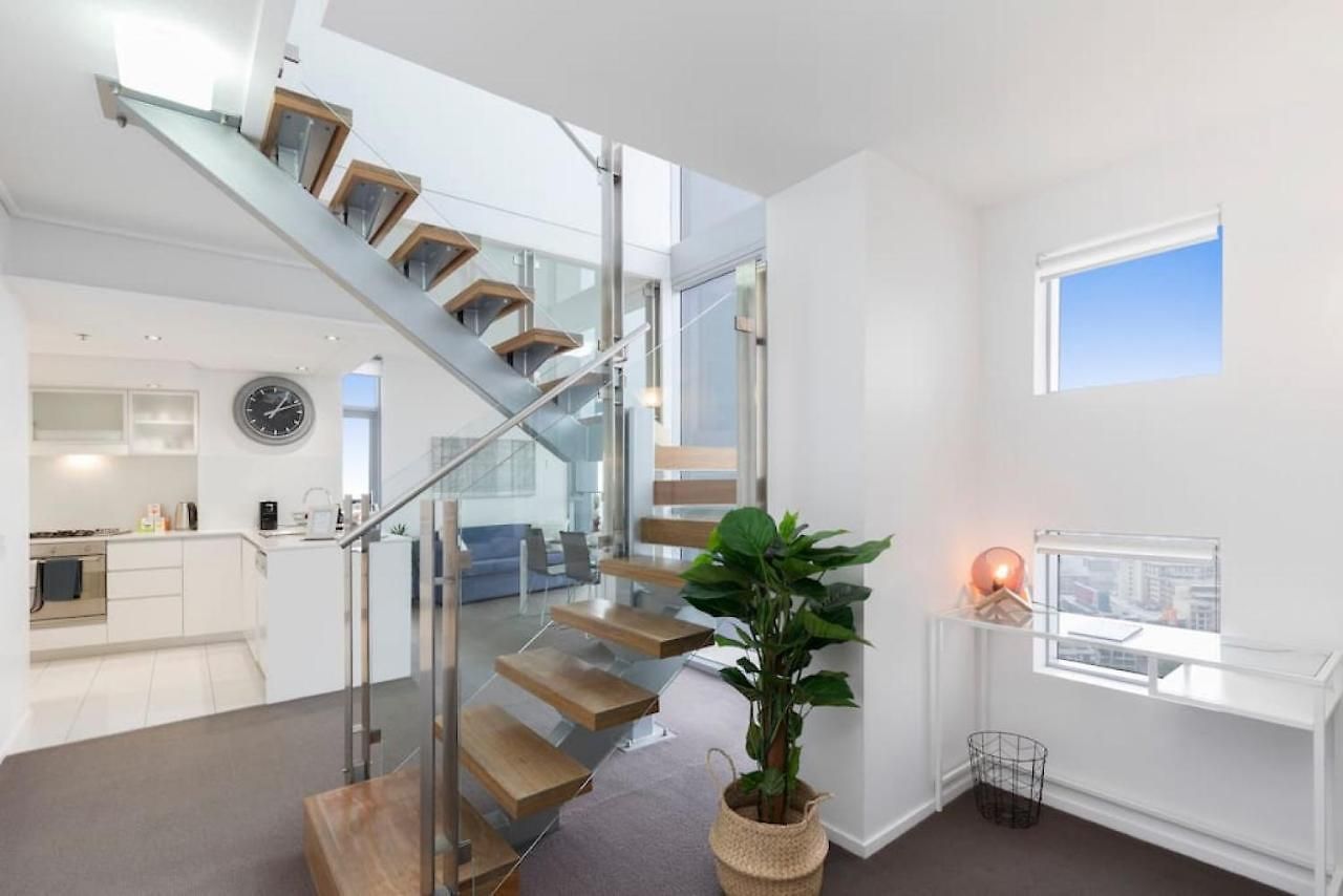 Sk1 - 2 Level 2 Bedroom Skyline Skyhome Apartment