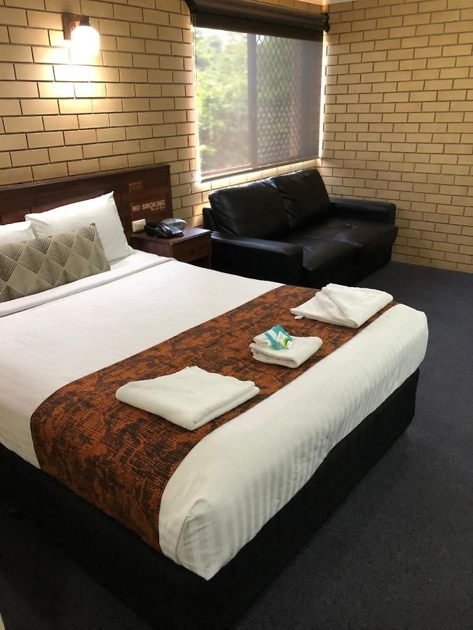 Chermside Motor 3*