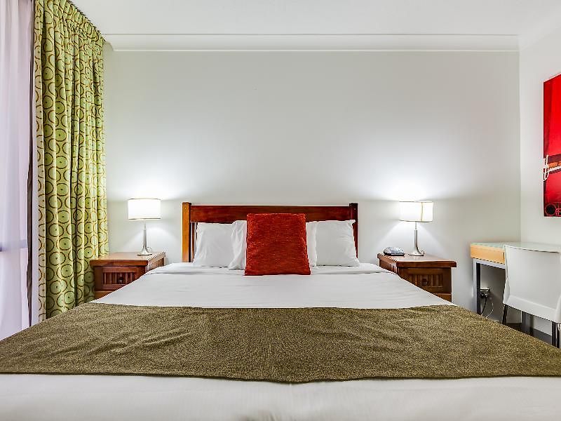 Hillcrest Aparthotel