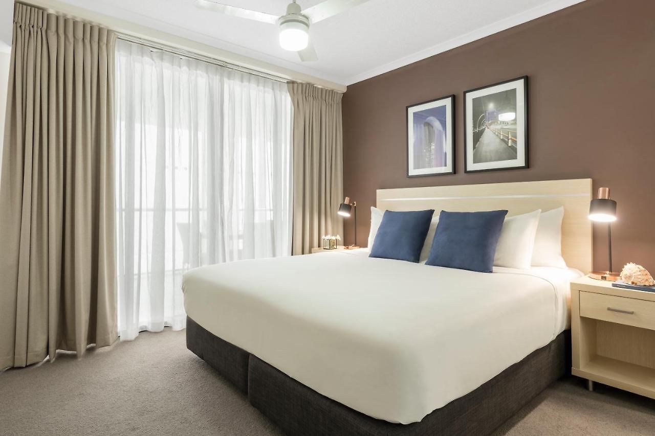 Oaks River Aparthotel