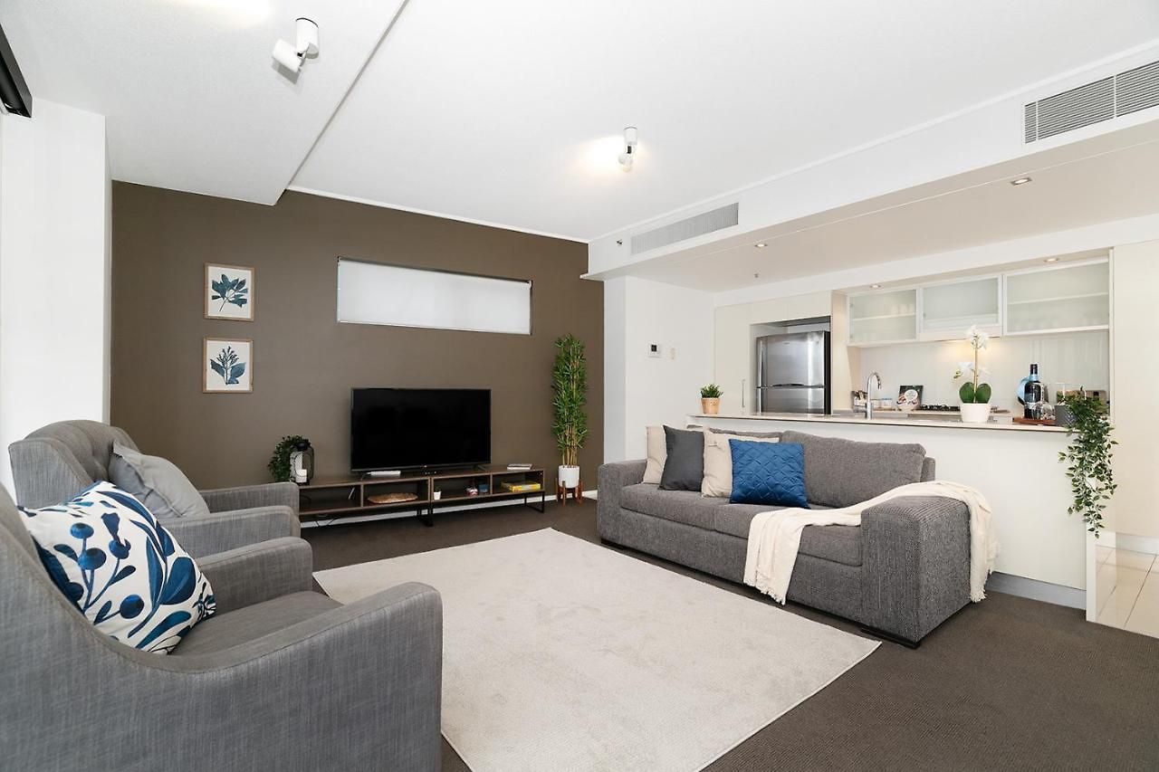 Executive 3 Bedroom Family - Cbd - Views - Netflix - Fast Wifi - Free Parking *