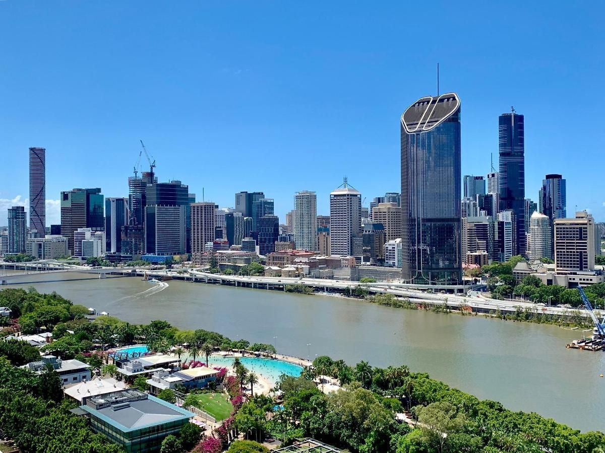 Executive 3 Bedroom Family - Cbd - Views - Netflix - Fast Wifi - Free Parking *