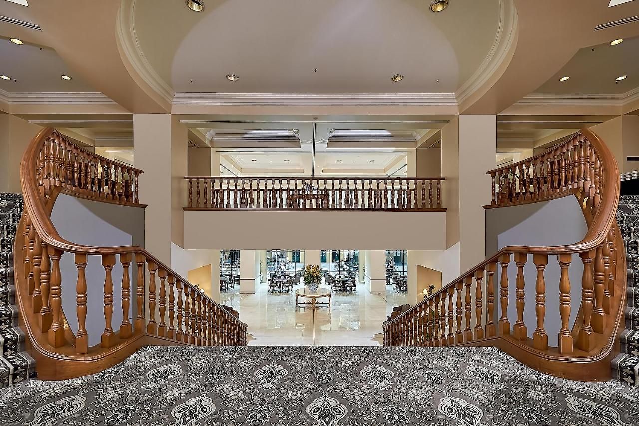 Hotel Stamford Plaza 5*