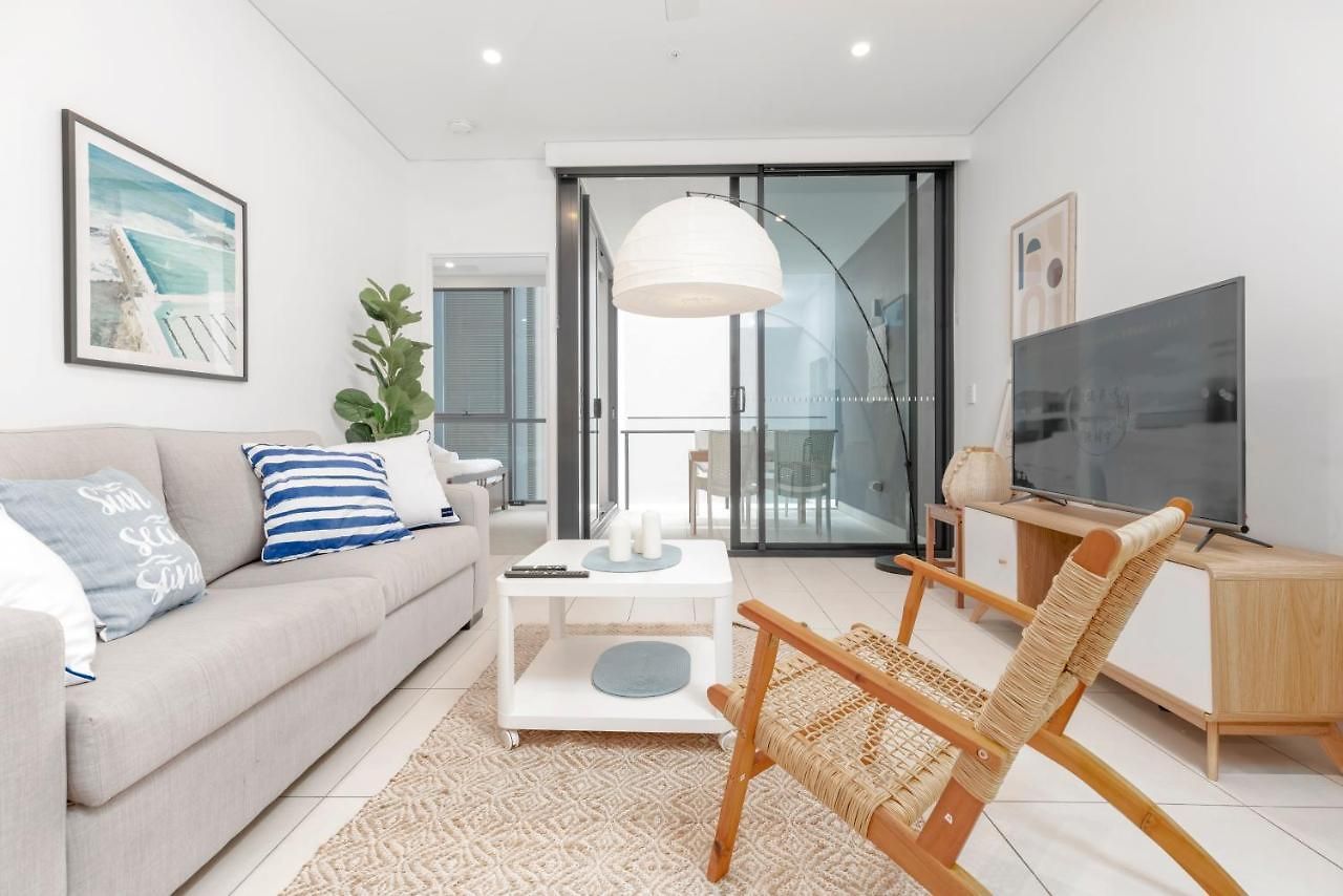 South Bank Beautiful River View Tower Apartment Brisbane