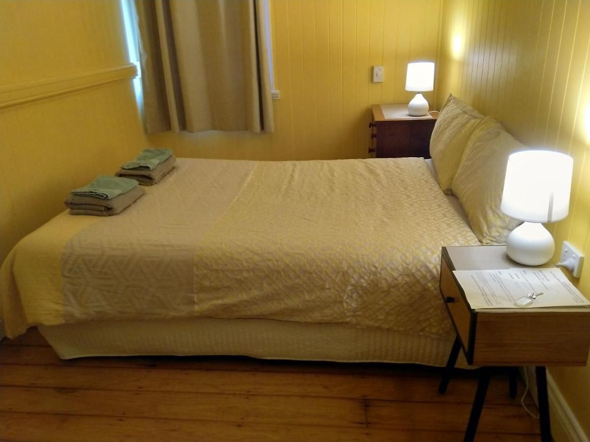 Minto Colonial 4* Brisbane