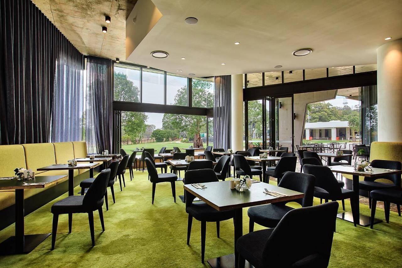 Hotel Eatons Hill Brisbane