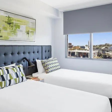 Oaks Woolloongabba