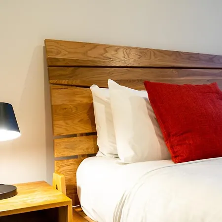 Opera South Aparthotel 5*