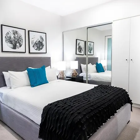 Opera South 5* Brisbane