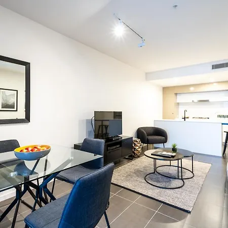 Opera South 5* Brisbane
