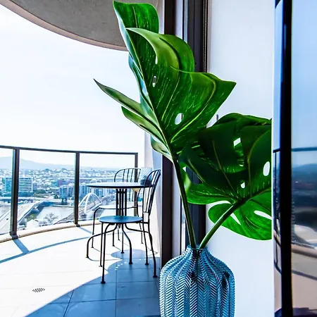 Airtrip At South Apartment