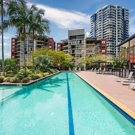 The Docks On Goodwin 5* Brisbane