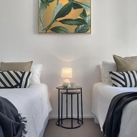 Apartment Amazing River View - 3 Bedroom - Cbd - Netflix - Fast Wifi - Carpark Brisbane