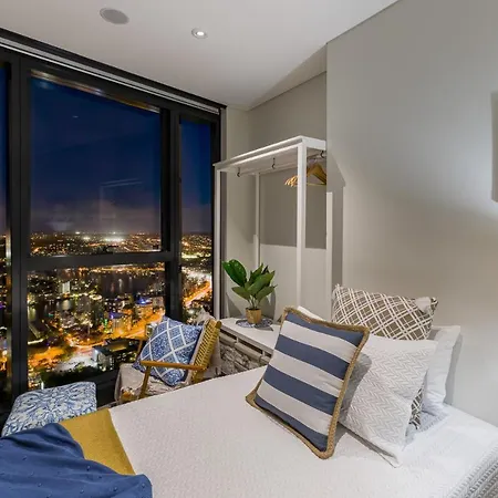 Apartment Hamptons Retreat On Level 77 In Skytower