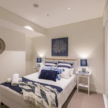 Apartment Hamptons Retreat On Level 77 In Skytower *