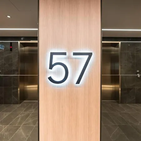 Apartment Lvl 57 Skytower Breathtaking Views Cbd Wifi Carpark By Stylish Brisbane
