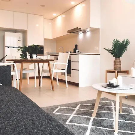 Apartment Perfect Short Term In Brissy Cozy & Relax Brisbane