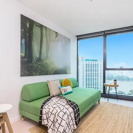 Kozyguru Skytower Cbd 2 Bed Qbn222-1815 * Brisbane