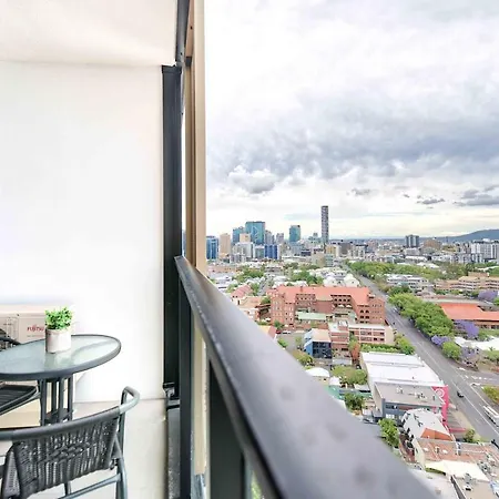 Kozyguru Fortitude Valley High Level 2 Bed + Free Parking Qfv179-2612 Apartment