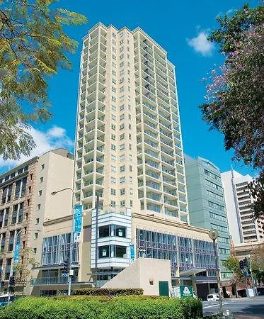 Oaks Lexicon Aparthotel 4*