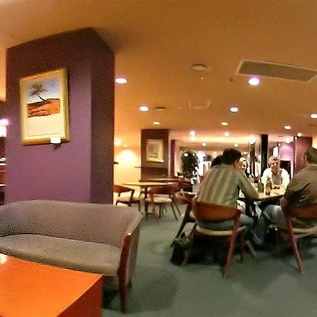 Aparthotel Adina Anzac Square 5*