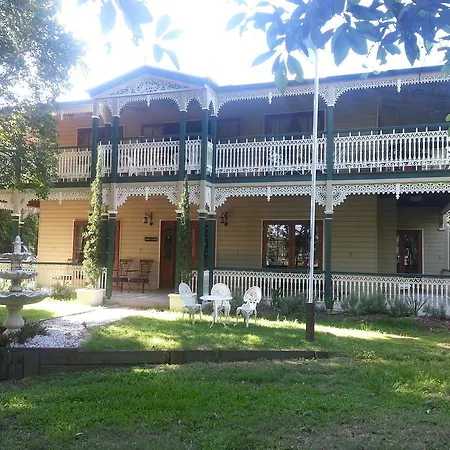 Guest house Grove Manor Brisbane
