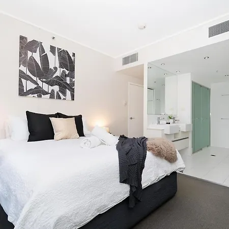 Apartment Amazing River View - 3 Bedroom - Cbd - Netflix - Fast Wifi - Carpark *