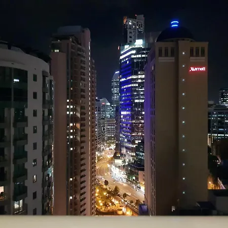 Apartment Amazing River View - 3 Bedroom - Cbd - Netflix - Fast Wifi - Carpark *