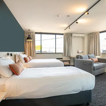 Hotel Nightcap At Chardons Corner Brisbane