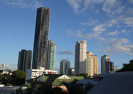 One Thornbury Bed & Breakfast Brisbane