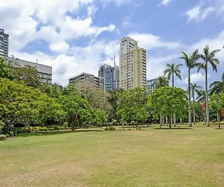 The Gardens 3* Brisbane