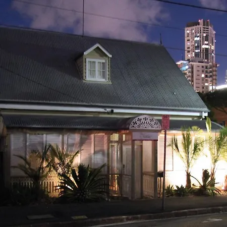 One Thornbury 4* Brisbane