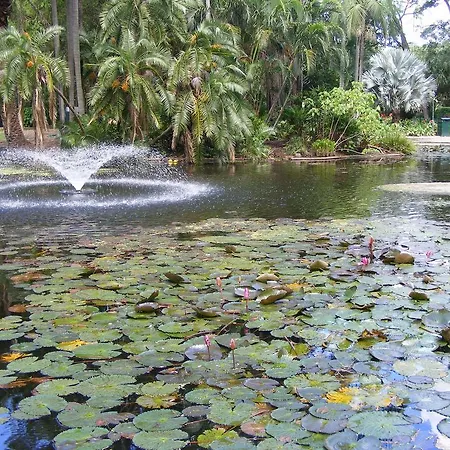 The Gardens 3*