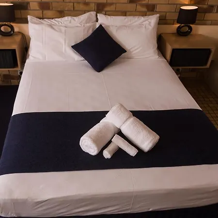 Lancaster Court 4*