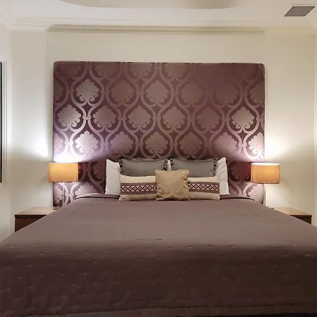 Macarthur Chambers Aparthotel