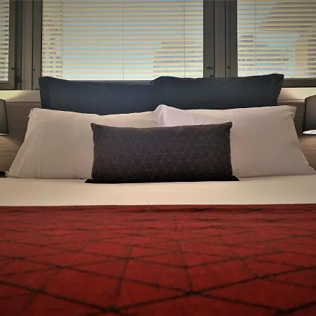 George Brisbane, Independent Collection By Evt Hotel Brisbane