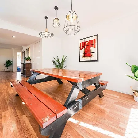 Eight Mile Plains Business Or Holiday Like Home Guest house