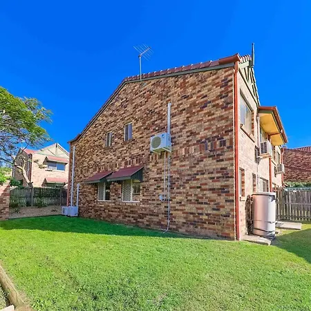 Eight Mile Plains Business Or Holiday Like Home *