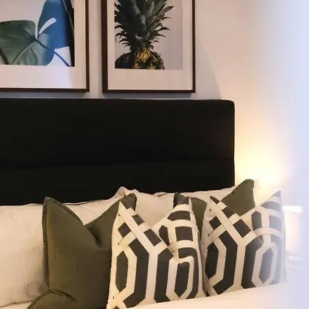 Southbank With Pool Cbd Hosted By Homestayz Apartment *