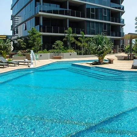 Southbank With Pool Cbd Hosted By Homestayz Brisbane