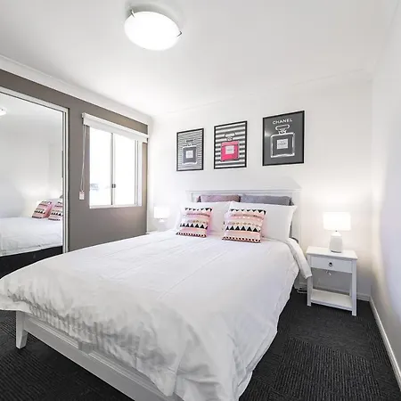 Guest house Calamvale Business Or Like *