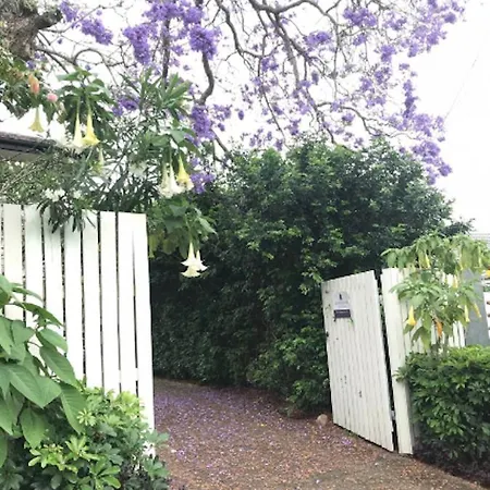 Apartment Jacaranda House Garden Brisbane