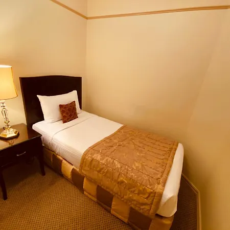 Royal Hotel