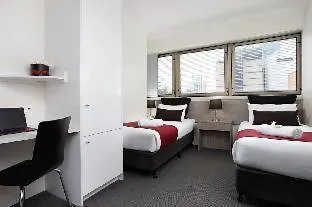George Brisbane, Independent Collection By Evt Hotel 4*