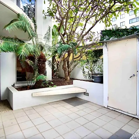 Pet Friendly St Johns 3 Bed 2 Bath 2 Carpark Cbd Apartment *