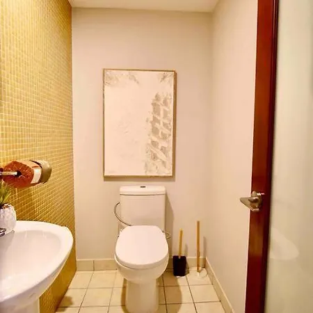 Pet Friendly St Johns 3 Bed 2 Bath 2 Carpark Cbd Apartment *