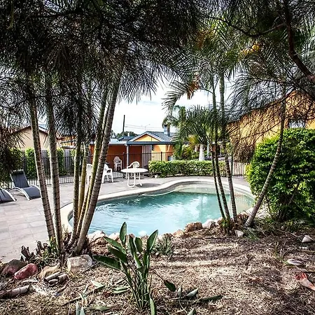 Motel Darra & Conference Centre 4*