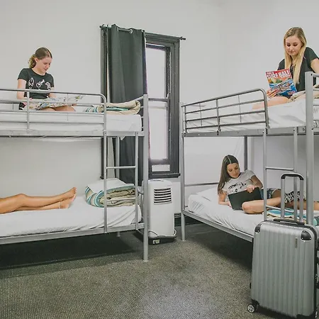 Hotel Nations