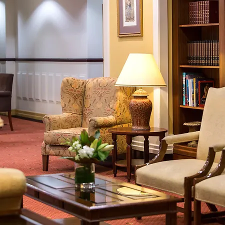 Adina Anzac Square Aparthotel Brisbane